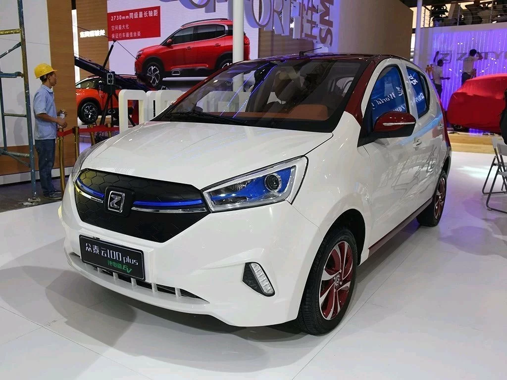 Китайский электромобиль премиум класса фото