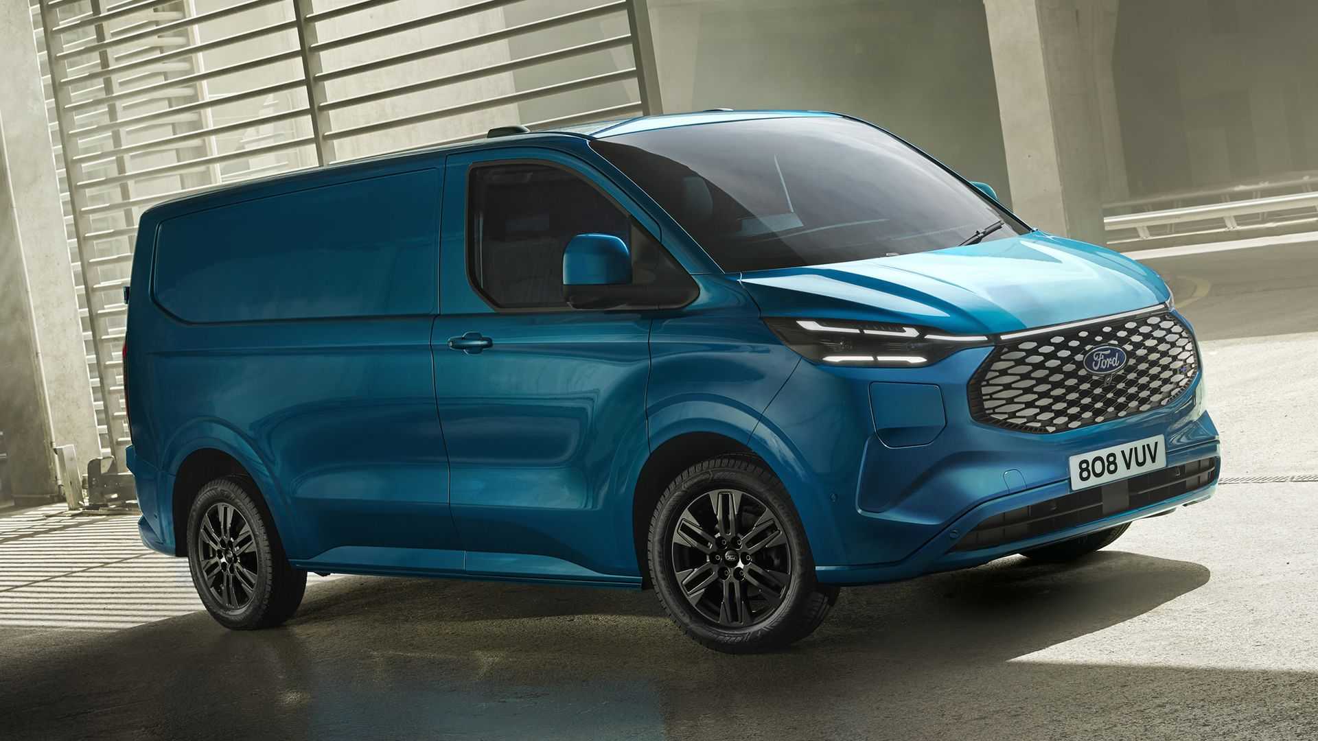 Ford E-Transit YouTube видео