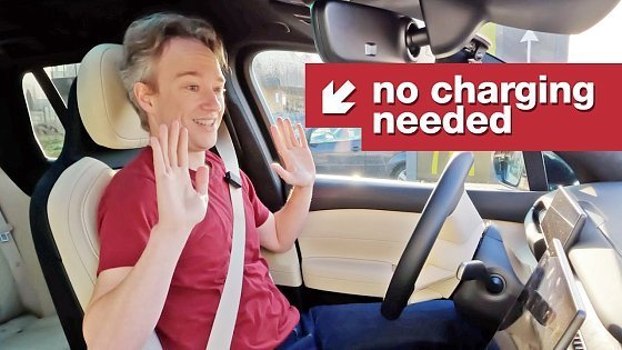 Video: A robot just swapped my electric car's battery