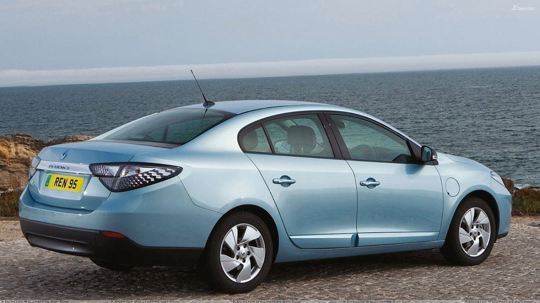 Renault Fluence ZE 2011-2014 характеристики цены фото обзор