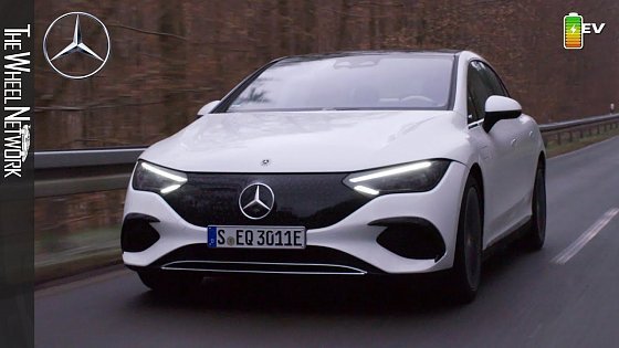 Video: 2022 Mercedes-Benz EQE 350 | Opalite White | Driving, Interior, Exterior