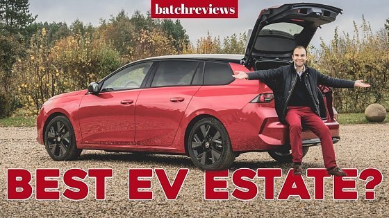 Video: Vauxhall Astra Sports Tourer Electric review – Best EV estate on sale? | James Batchelor