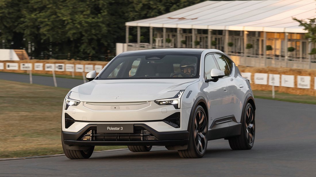 Polestar 3 Long Range Performance (2024-…) вид спереди, спереди сбоку, по диагонали, экстерьер