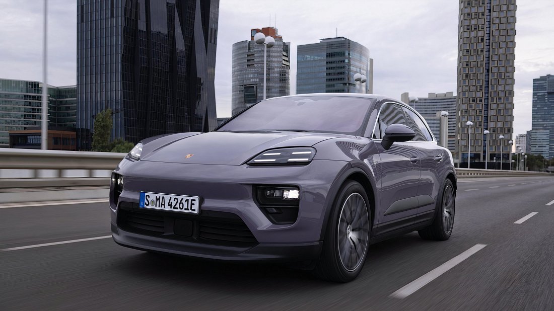 Porsche Macan RWD Electriс (2024-…) вид спереди, спереди сбоку, по диагонали, экстерьер