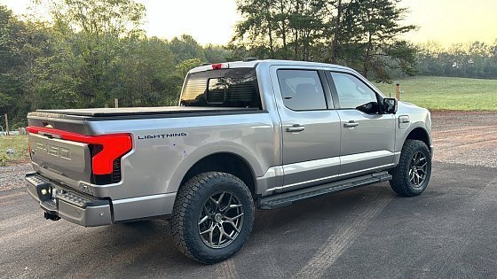 Video: My 2022 Ford F150 Lightning Platinum with 2.5 Level, Nitto Recons on VenomRex Flo forged wheels