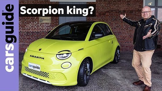 Video: Electric hot hatch! 2023 Abarth 500e review: Sting put in new Fiat 500e EV&#39;s tail, but is it enough?